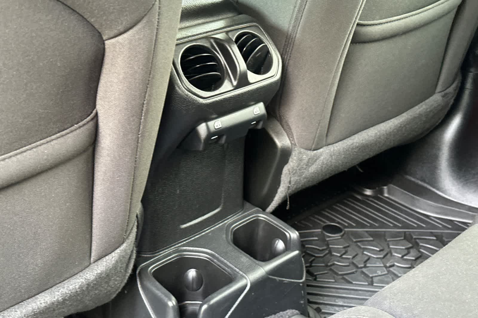Used 2022 Snazzberry Pearlcoat Jeep Unlimited Sport Altitude image 14