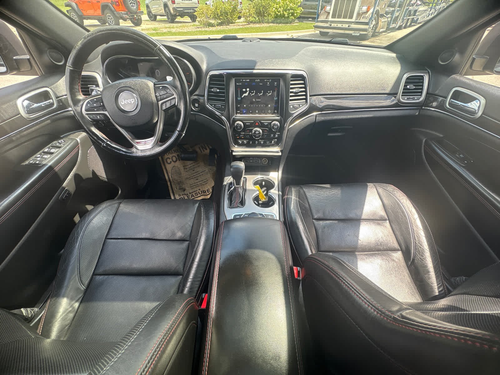 Used 2018 Billet Silver Metallic Clearcoat Jeep Trailhawk image 15