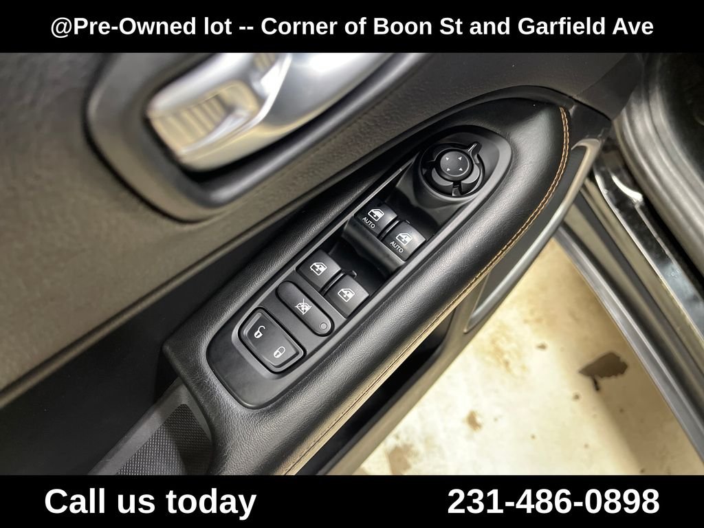 Used 2018 Black Jeep Limited image 16