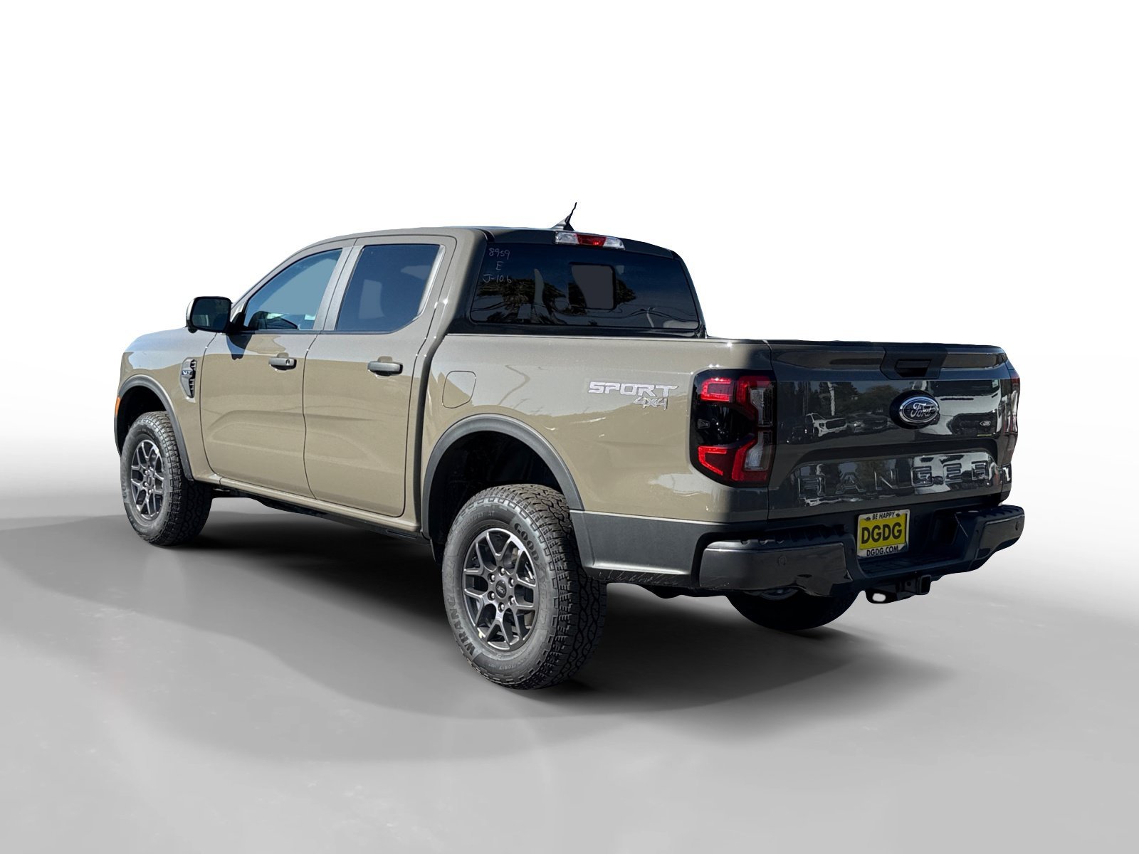 New 2026 Marsh Gray Ford XLT image 3