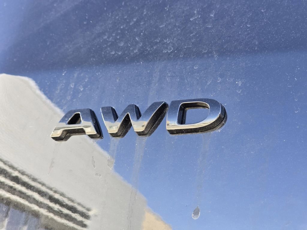 New 2026 Agate Black Metallic Ford XLT image 29