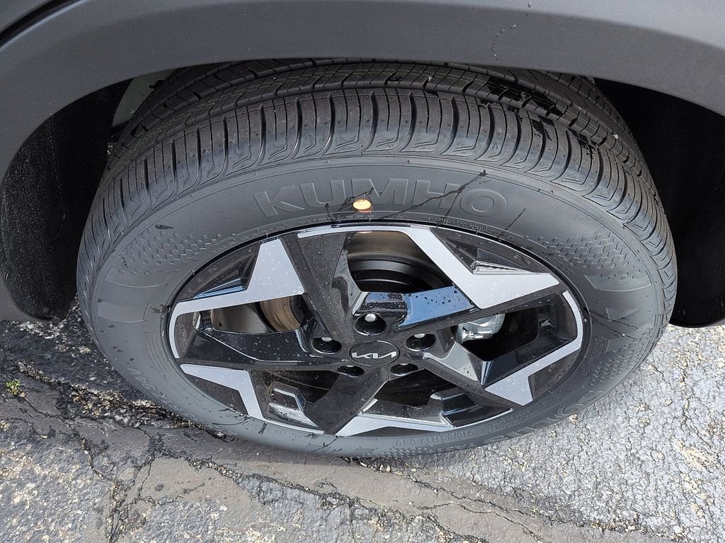 New 2026 Steel Gray Kia S image 10