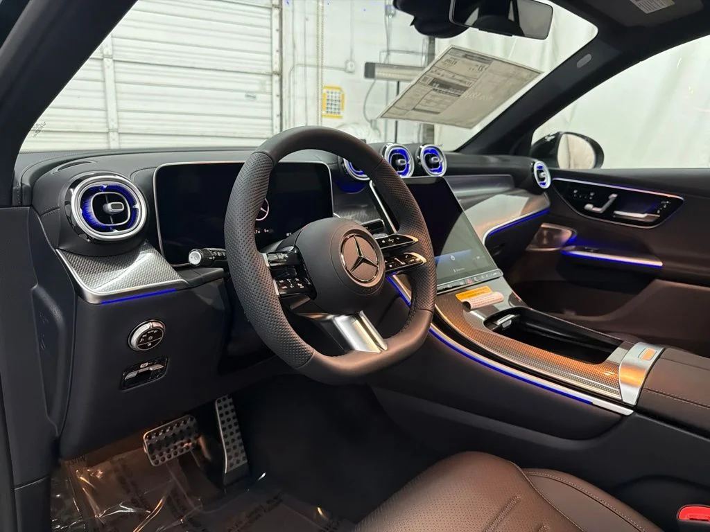 New 2026 Black Mercedes-Benz GLC 300 image 12