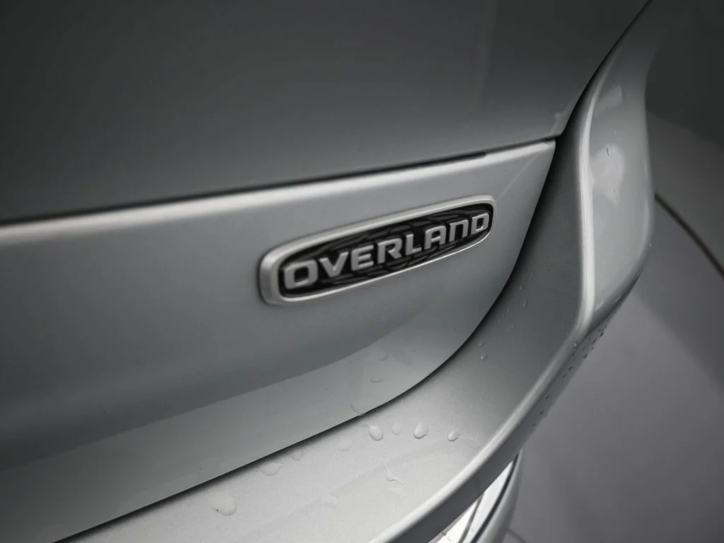Used 2024 Silver Zynith Jeep Overland image 47