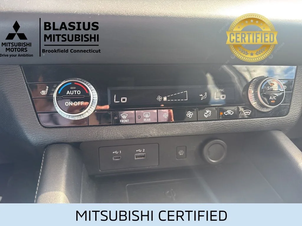 Certified Used 2024 Silver Mitsubishi SE image 26