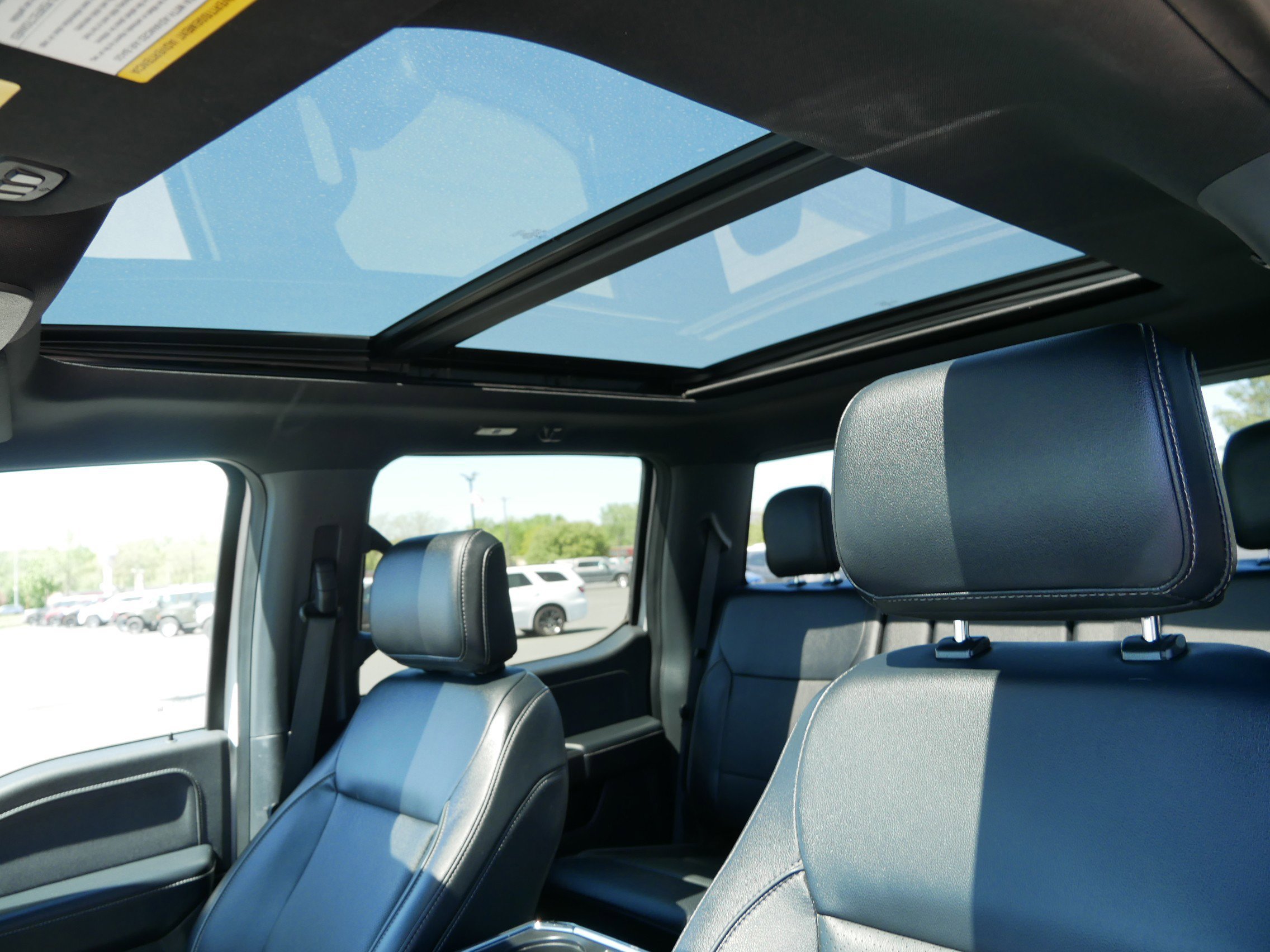 Used 2022 White Ford LARIAT image 18