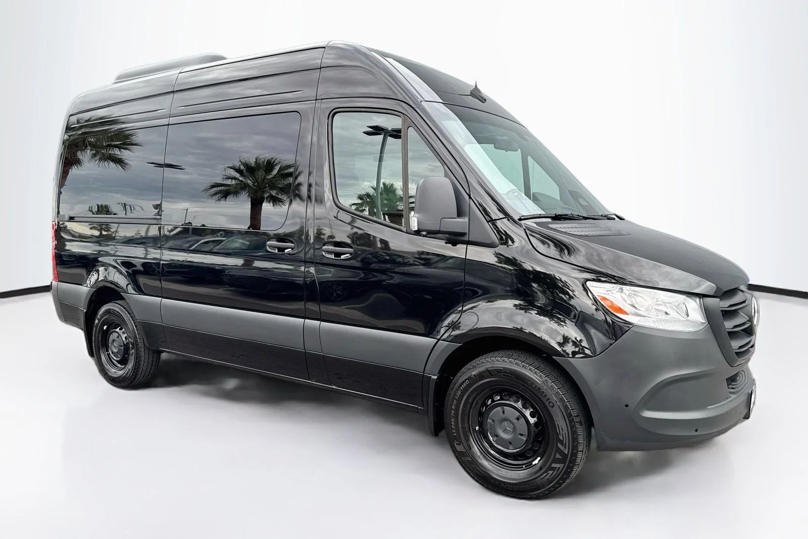 Used 2025 Obsidian Black Metallic Mercedes-Benz  image 3