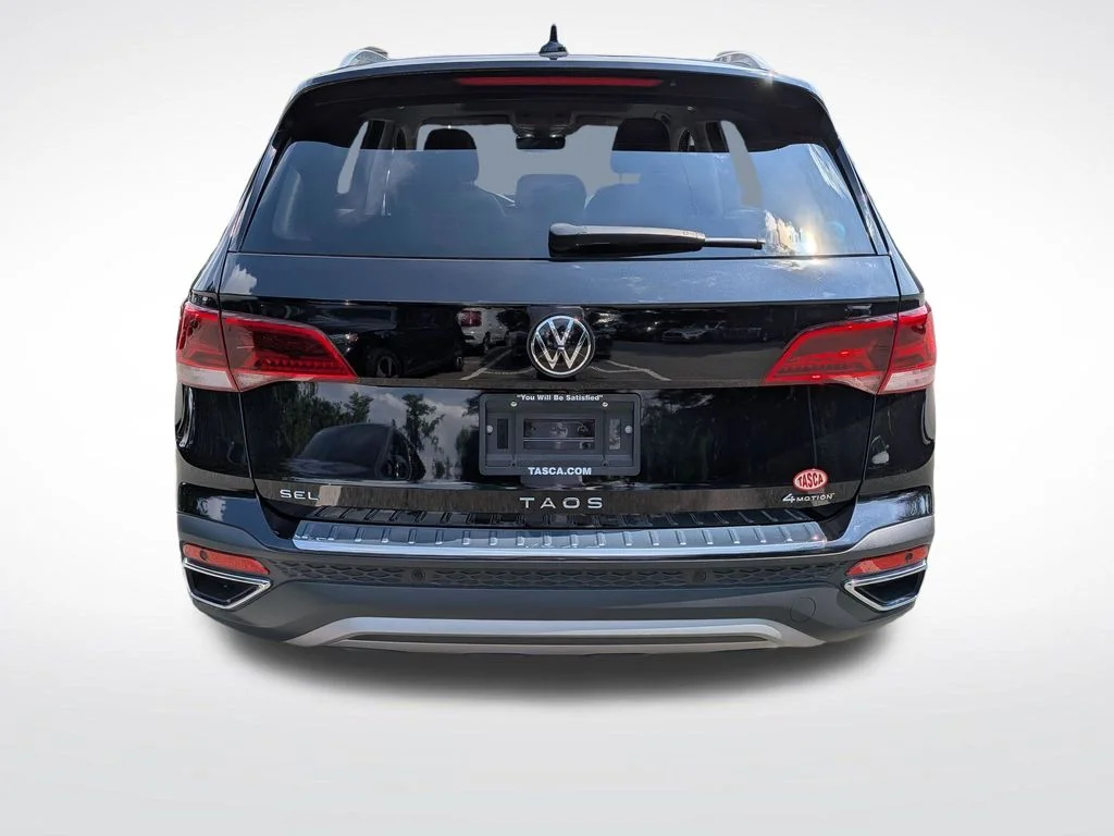 Used 2023 Black Volkswagen 1.5T SEL image 5