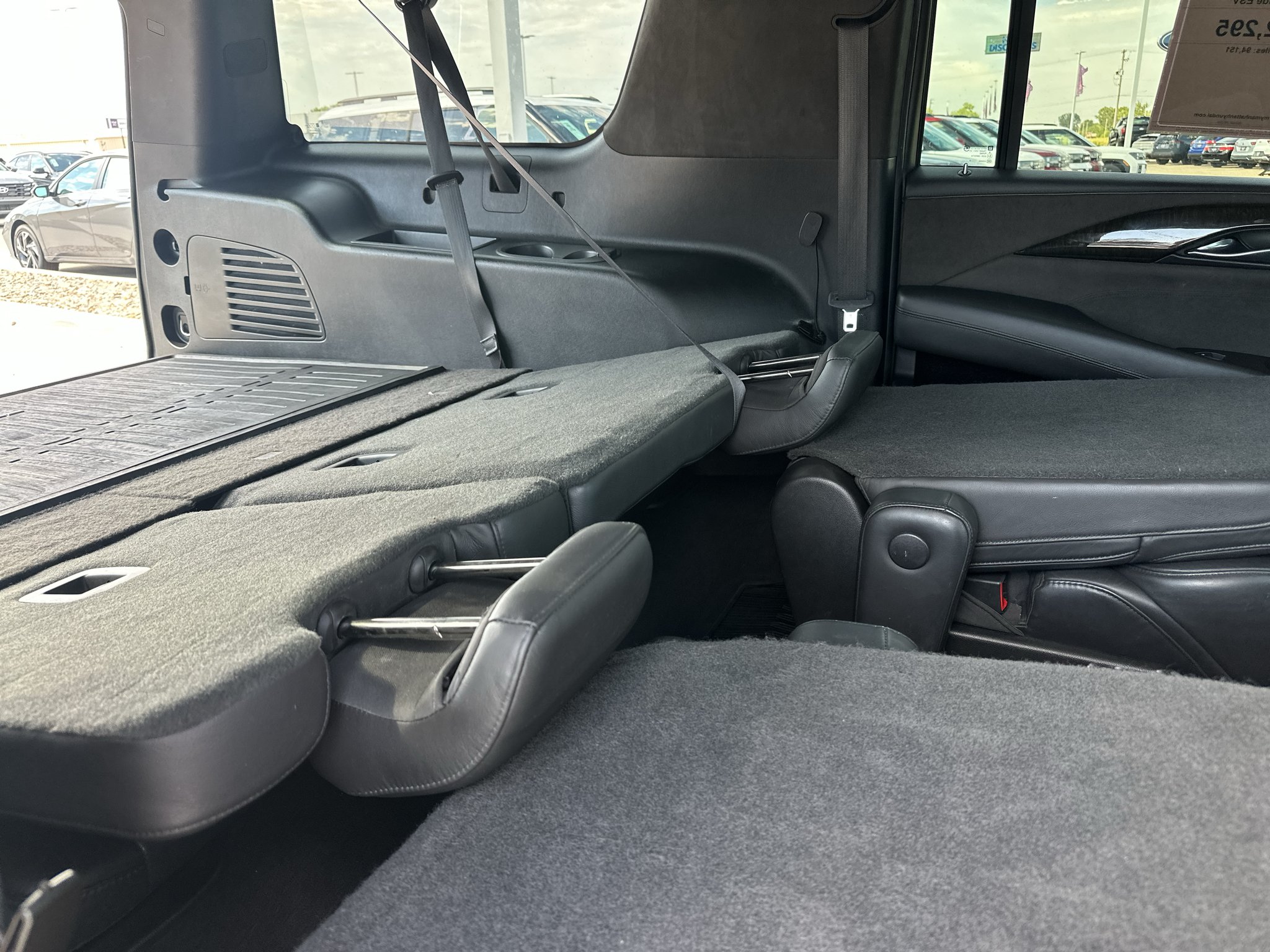 Used 2019 Shadow Metallic Cadillac Platinum image 38