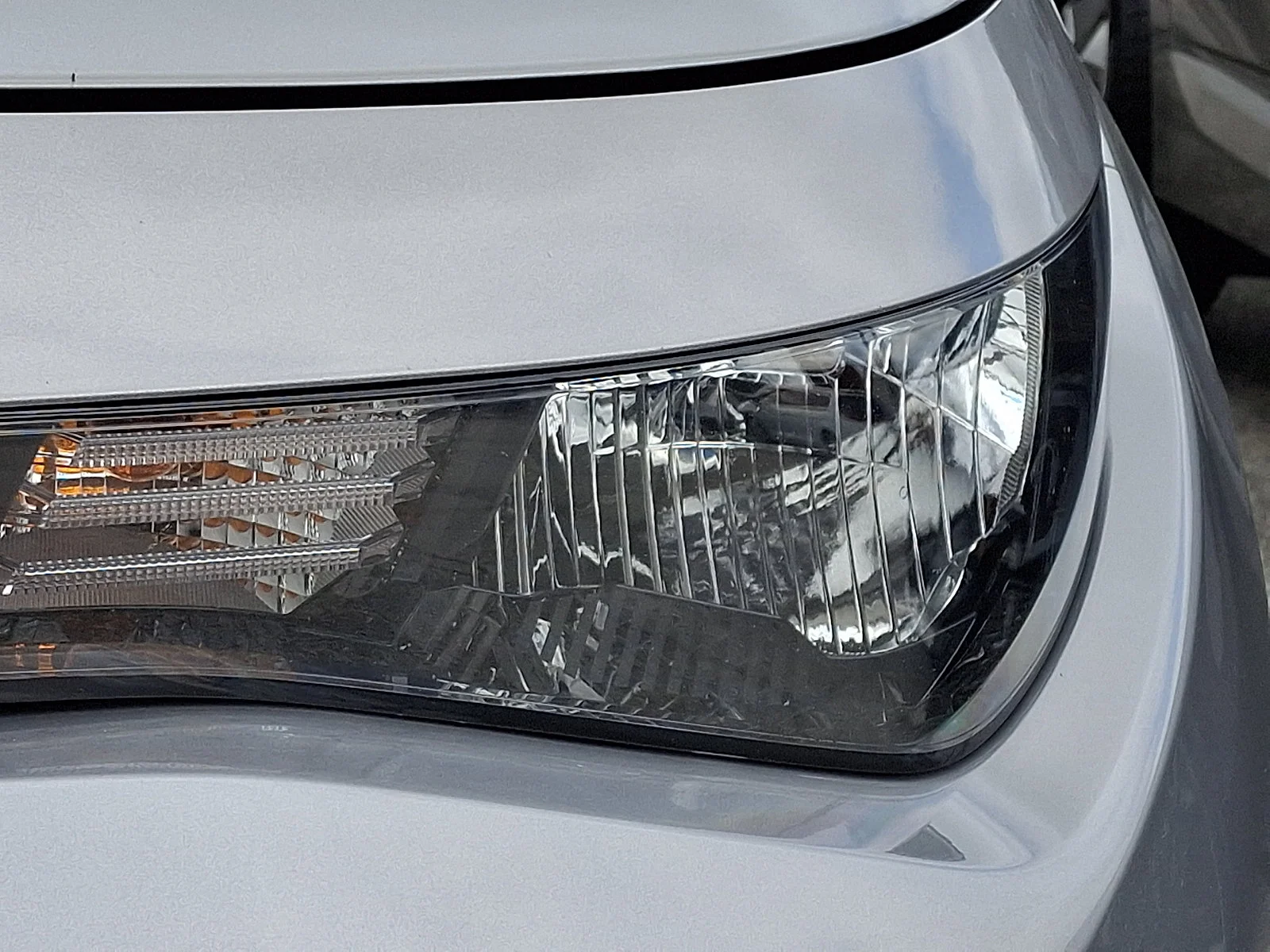 Certified Used 2023 Gray Kia LX image 10