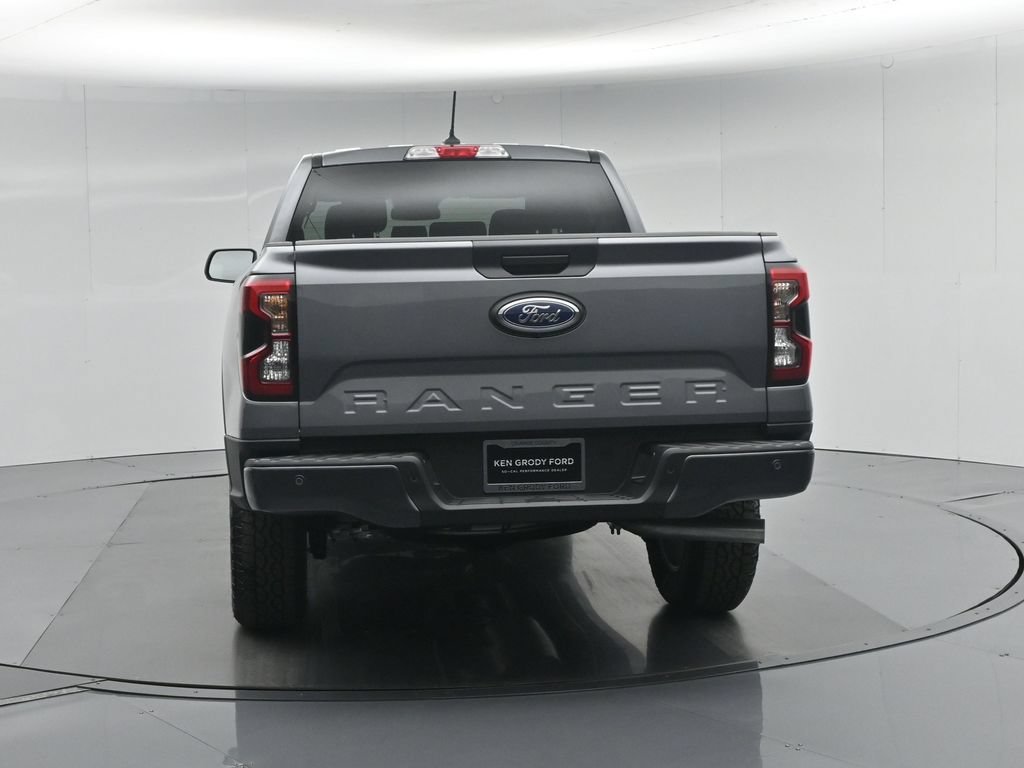 New 2026 Carbonized Gray Metallic Ford XLT image 25