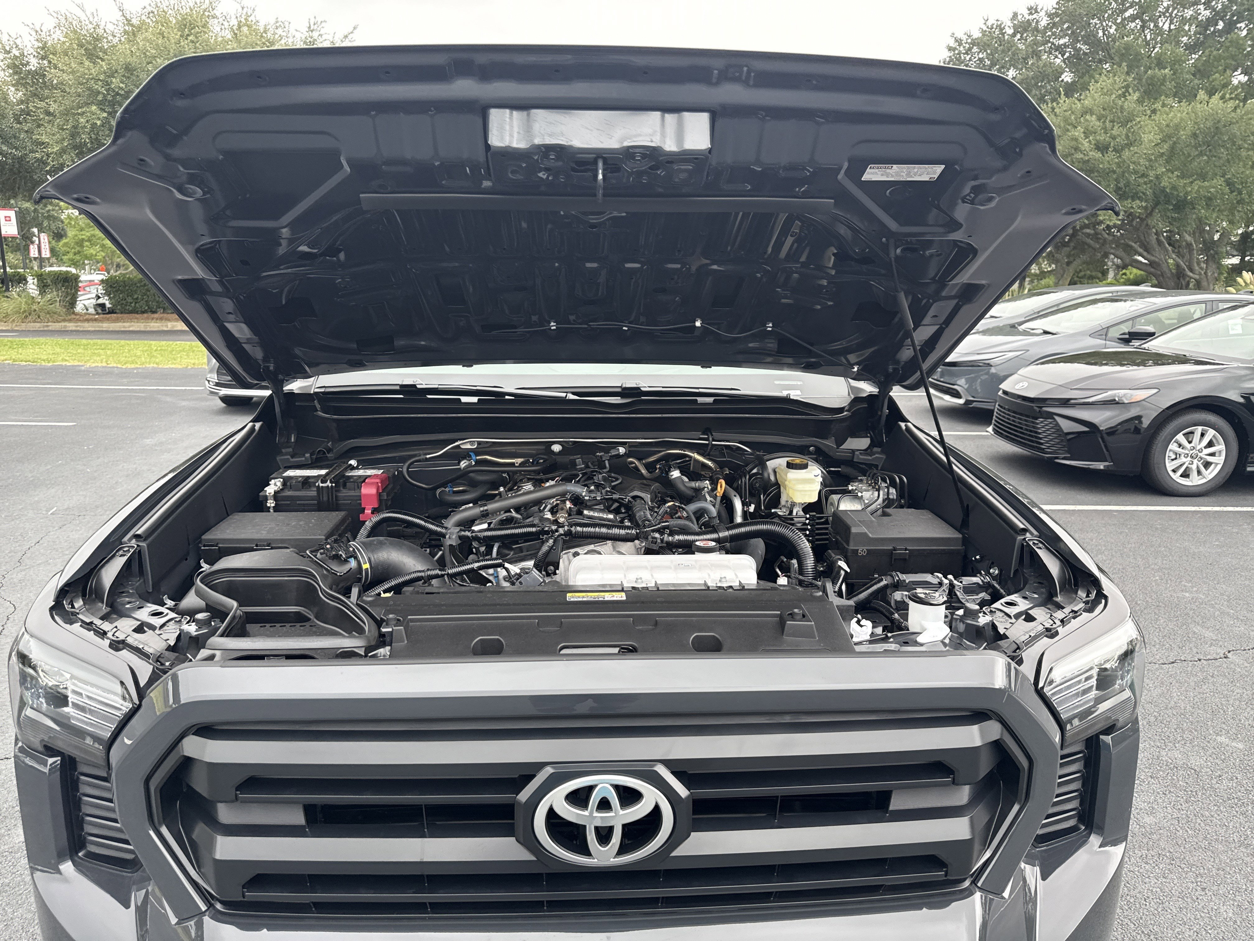 Used 2025  Toyota  image 33