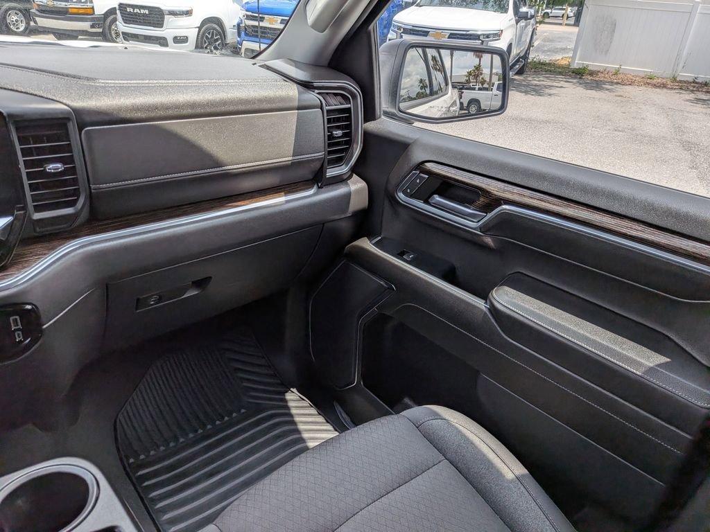 2024 GMC Sierra 1500 Elevation - Photo 17