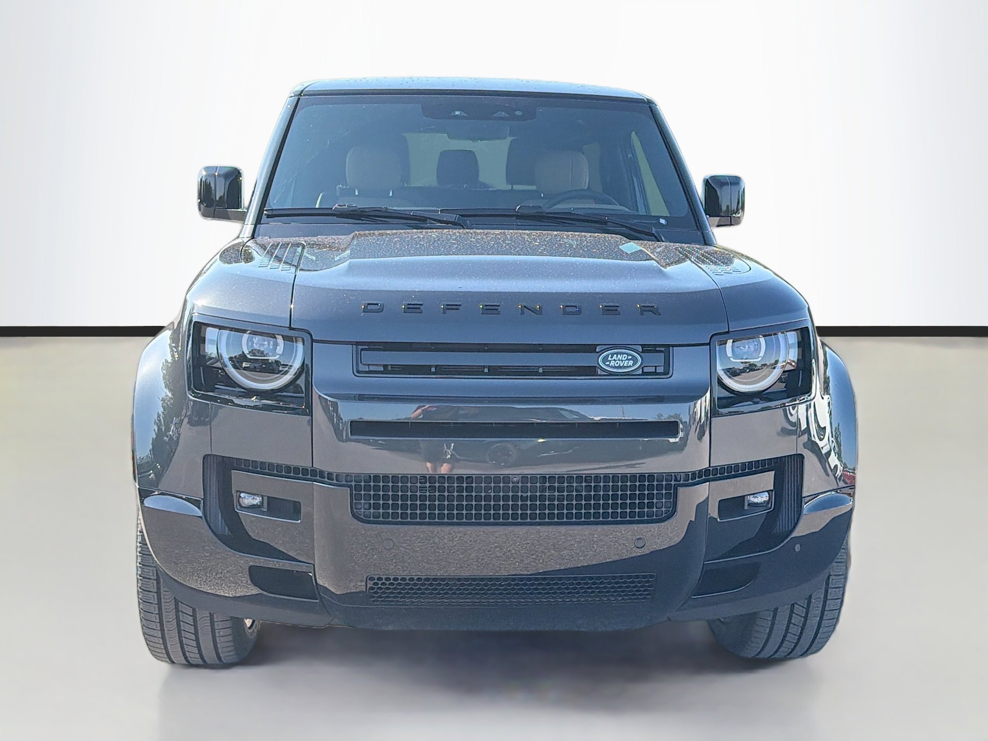 New 2026 Carpathian Grey Land Rover V8 image 8