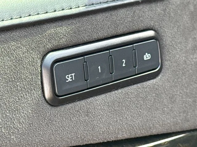 Used 2019 Black Cadillac Platinum Edition image 23