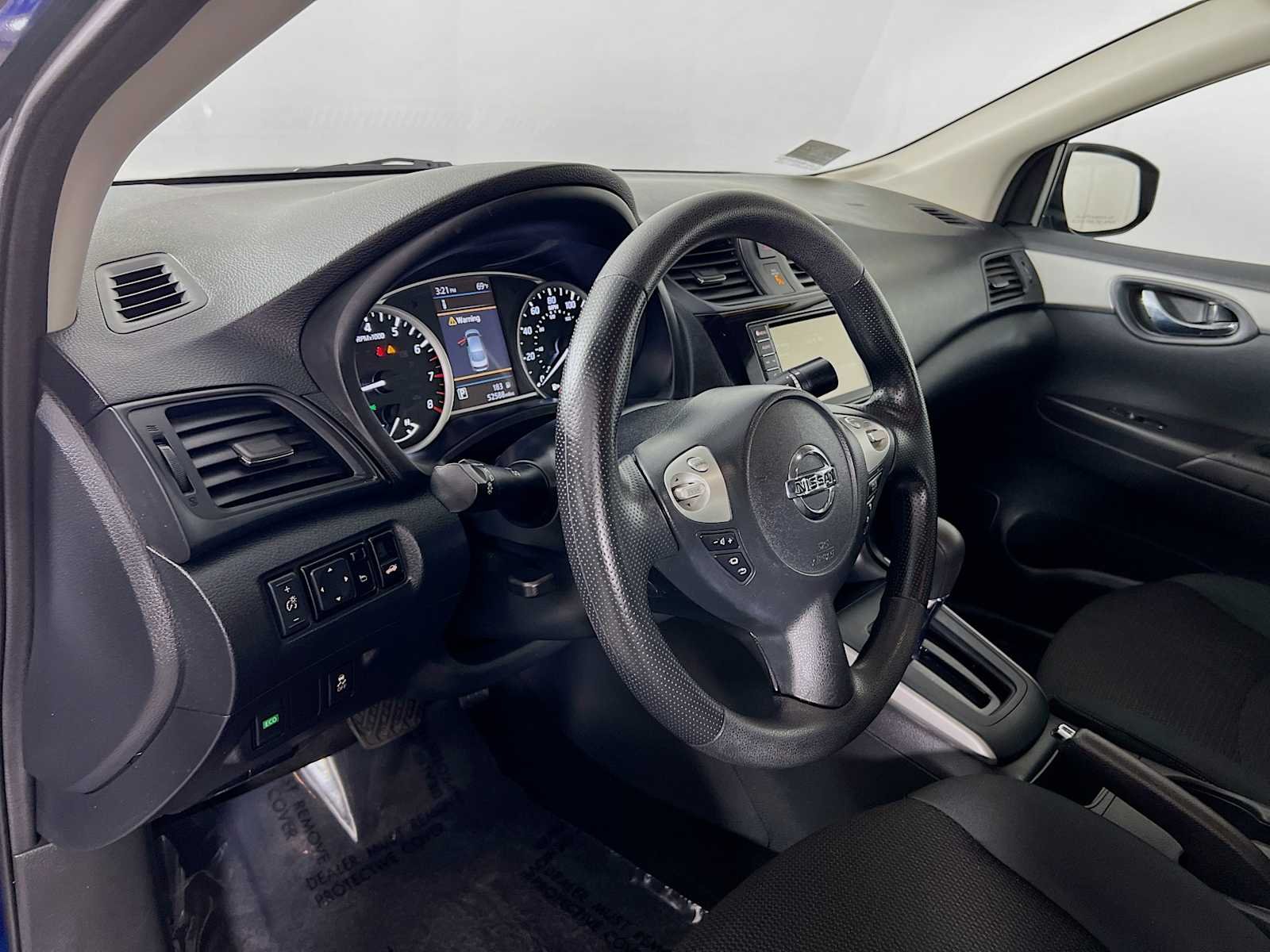 Used 2019 Deep Blue Pearl Nissan S image 9