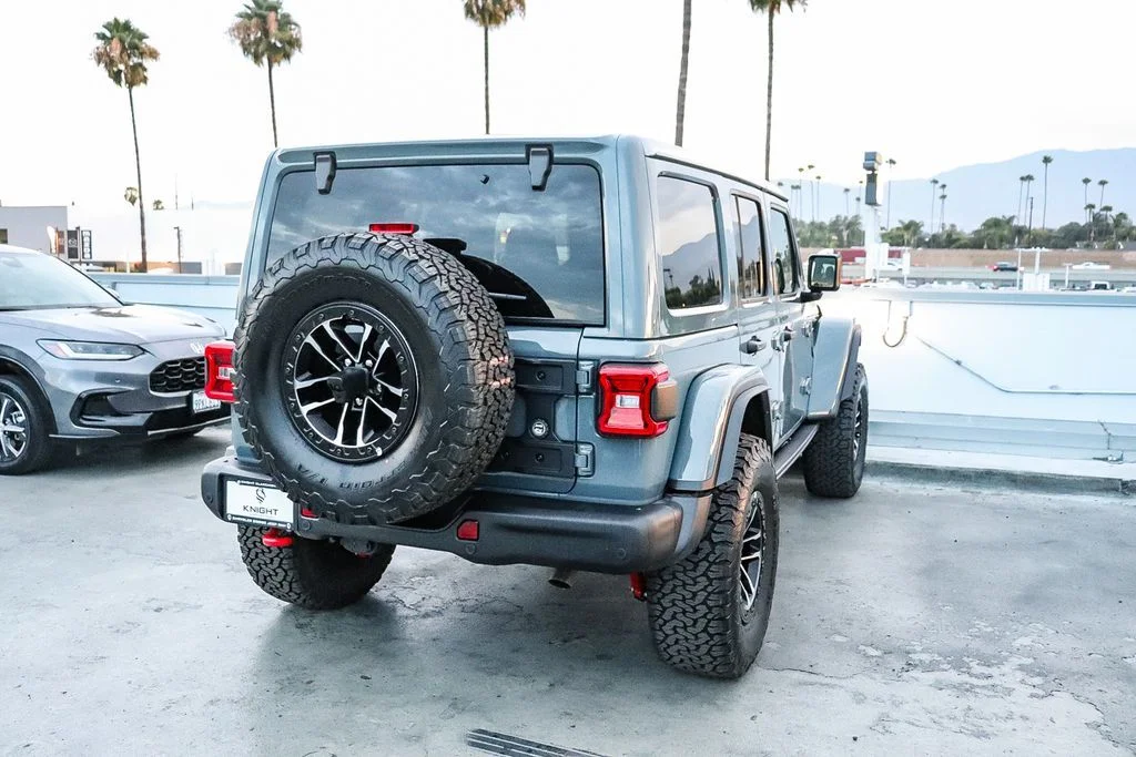 New 2026 Gray Jeep Rubicon X image 9