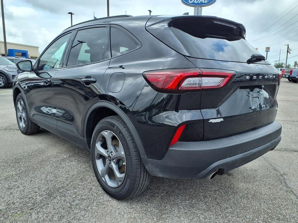 Used 2025 Black Ford ST-Line image 2