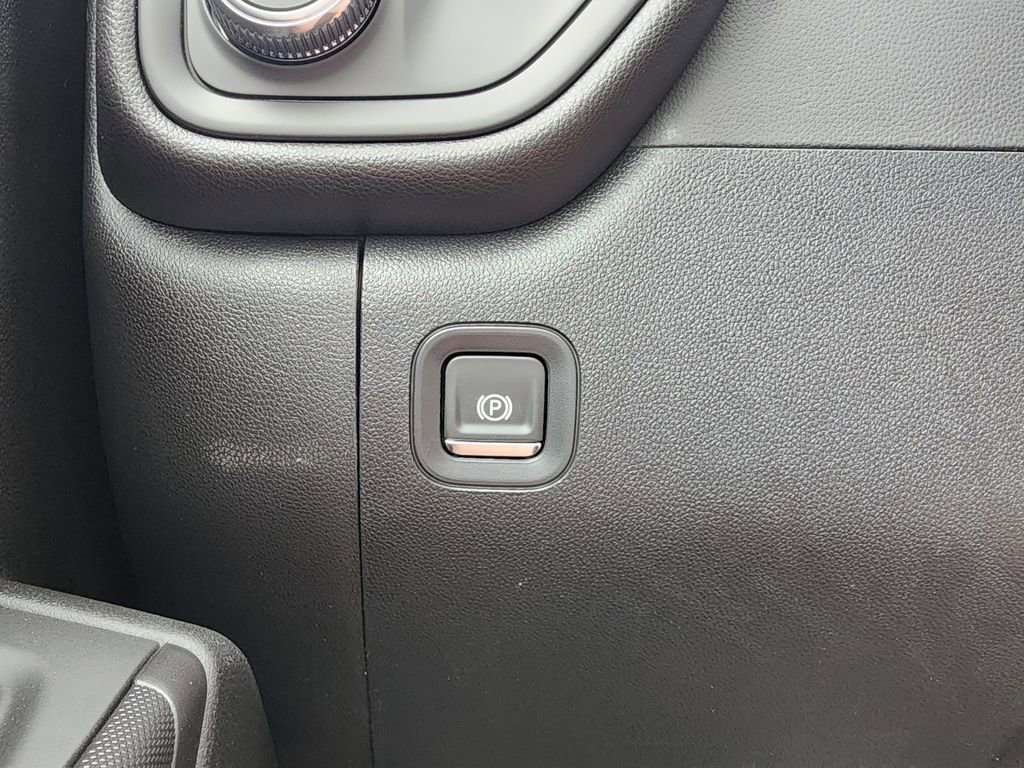 2026 GMC Sierra 3500HD Pro - Photo 23