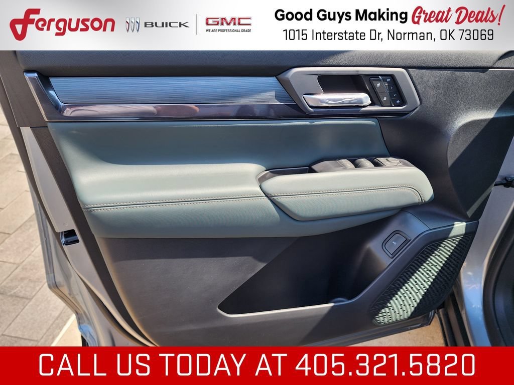 2027 GMC Terrain AT4 - Photo 13
