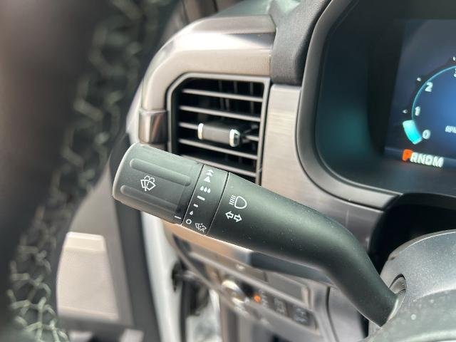 New 2026 Oxford White Ford Lariat image 70
