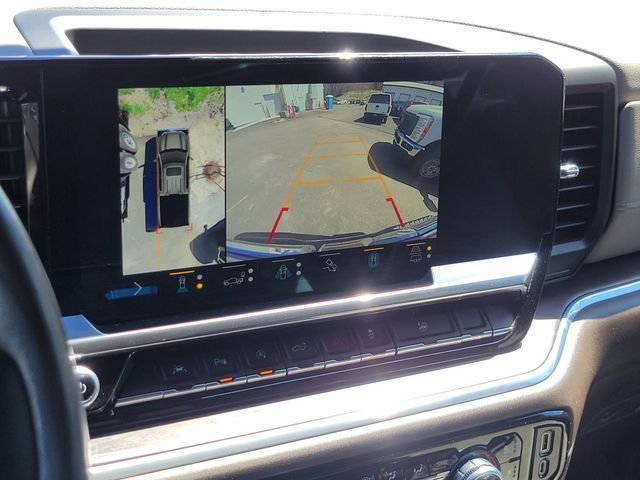 Used 2022 Red GMC SLT image 19