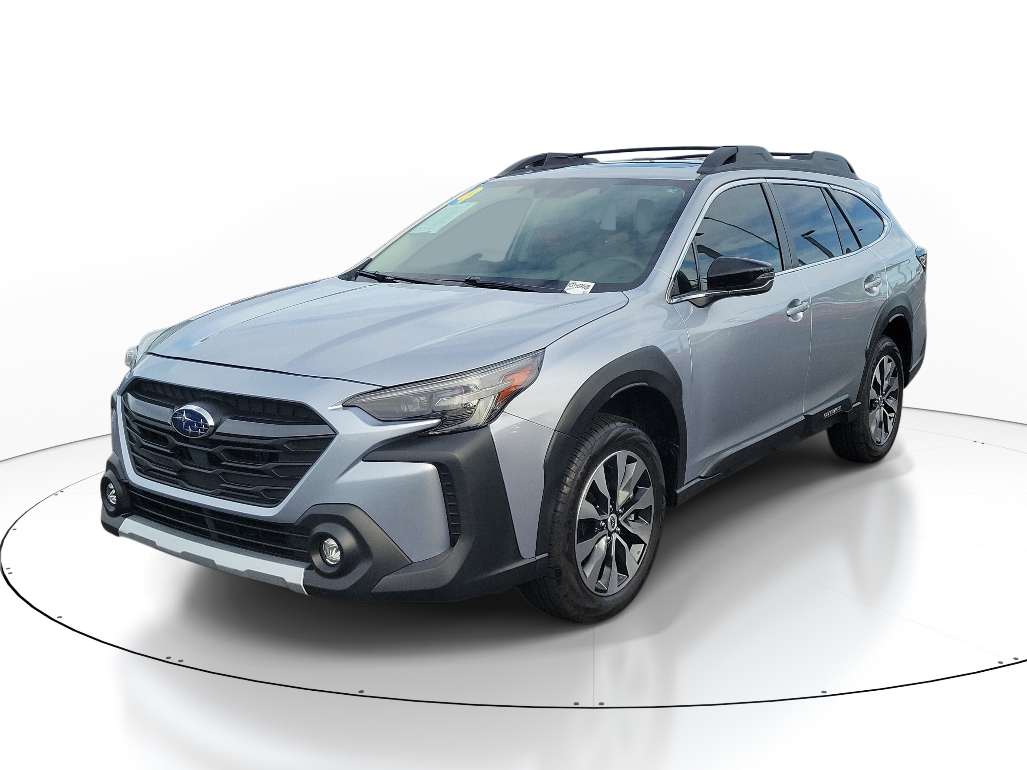 Used 2024 Ice Silver Metallic Subaru Limited image 3
