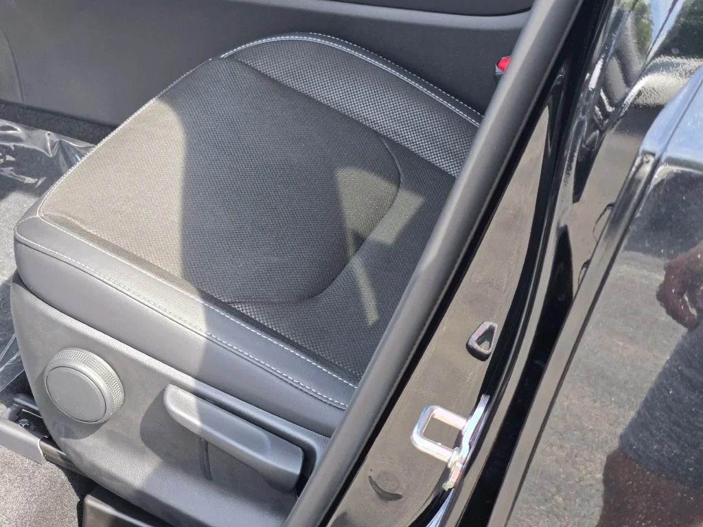 New 2026 Black Mazda 2.5 S Select image 19