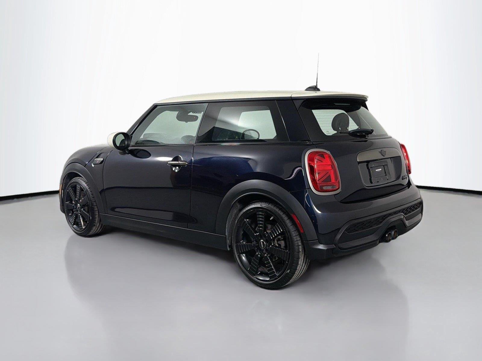 Used 2024 Black MINI Cooper S image 7