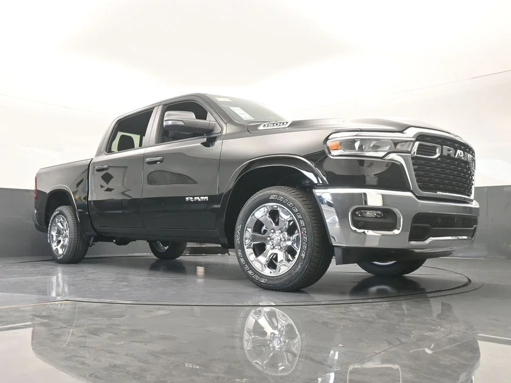 New 2026 Diamond Black Crystal Pearl-Coat Exterior Paint RAM Big Horn/Lone Star image 56