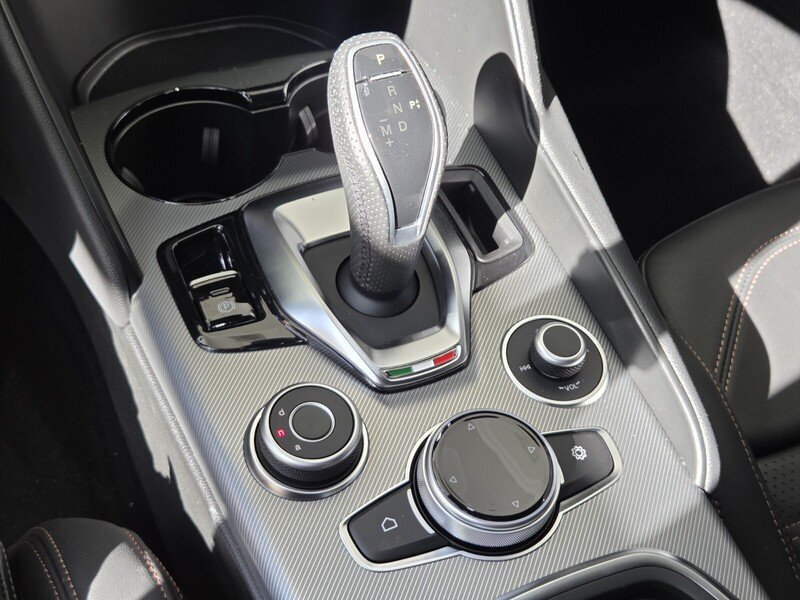 2025 Alfa Romeo Giulia Intensa - Photo 14