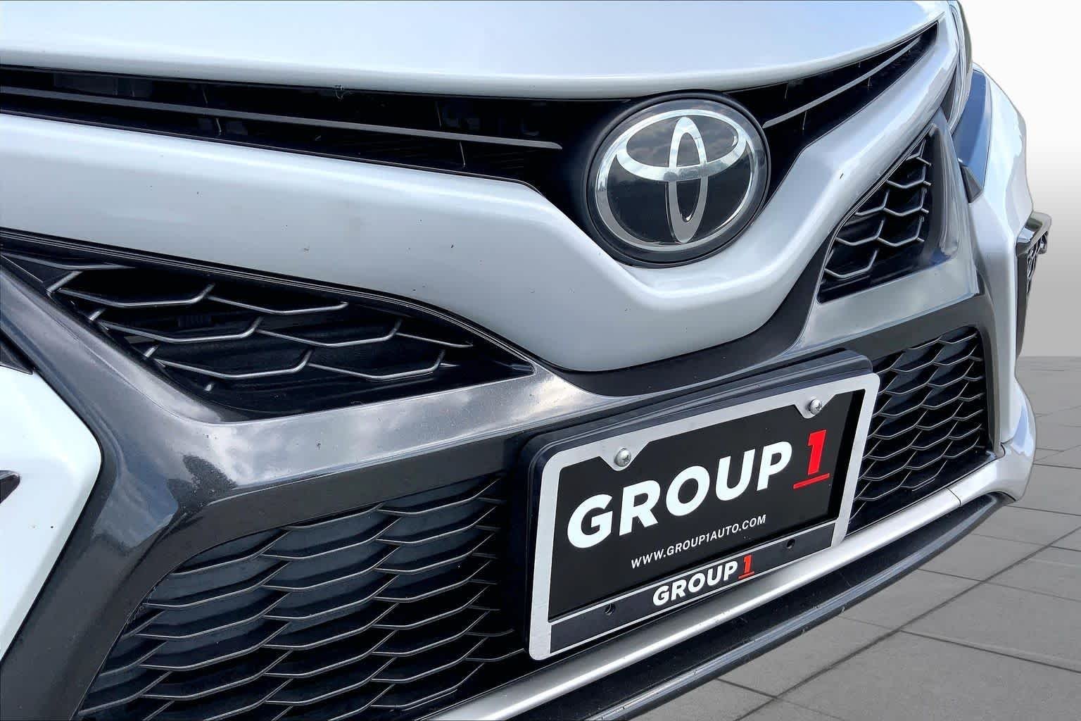 Used 2024 Ice Edge Toyota XSE image 29