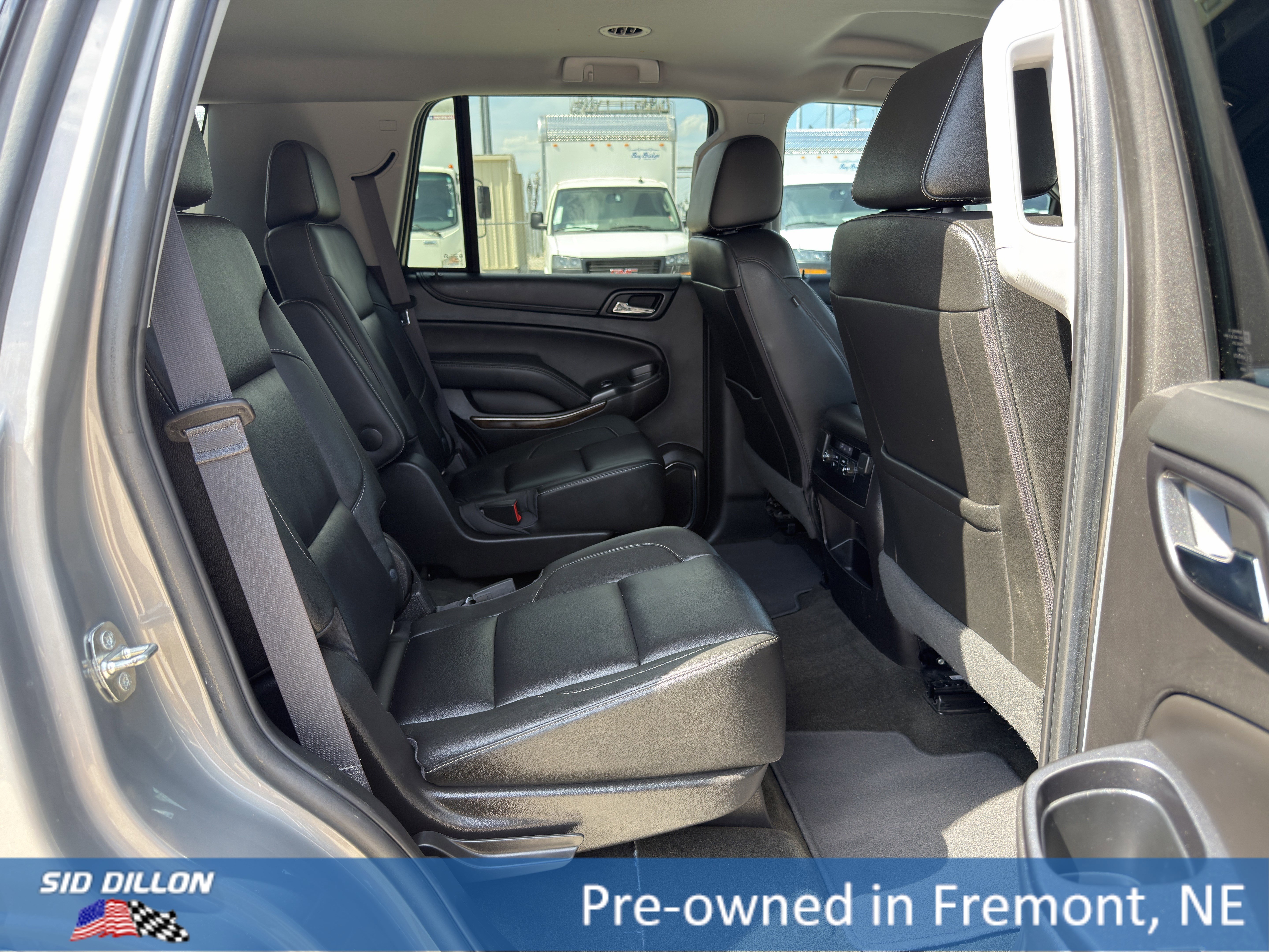 Used 2017 Pepperdust Metallic Chevrolet LT image 18