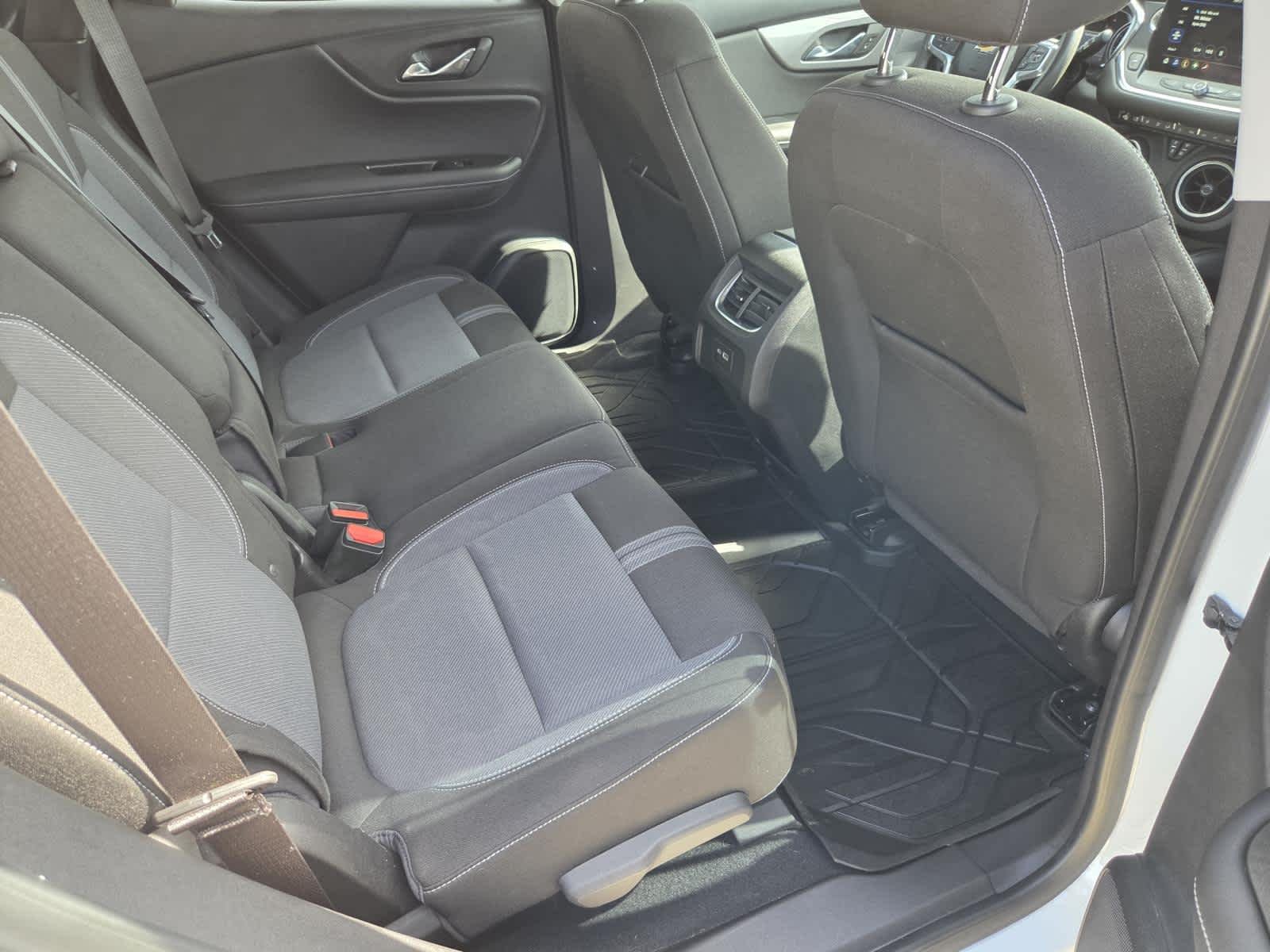 Used 2023 Summit White Chevrolet LT image 11