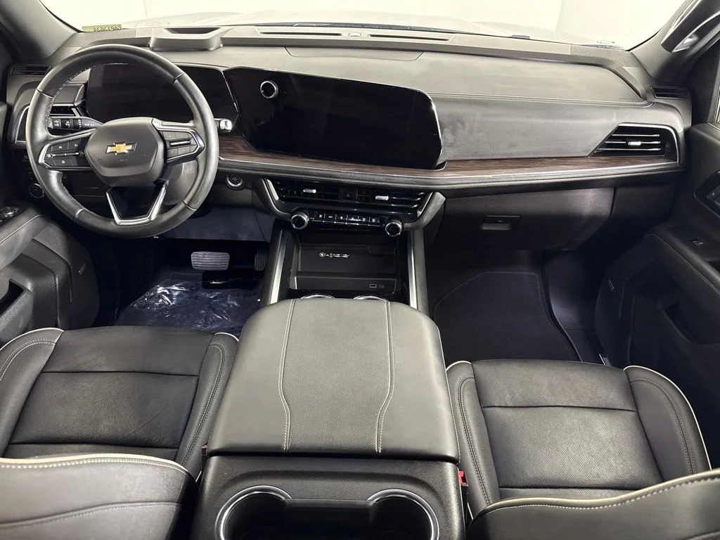 Used 2025 Gray Chevrolet Premier image 15