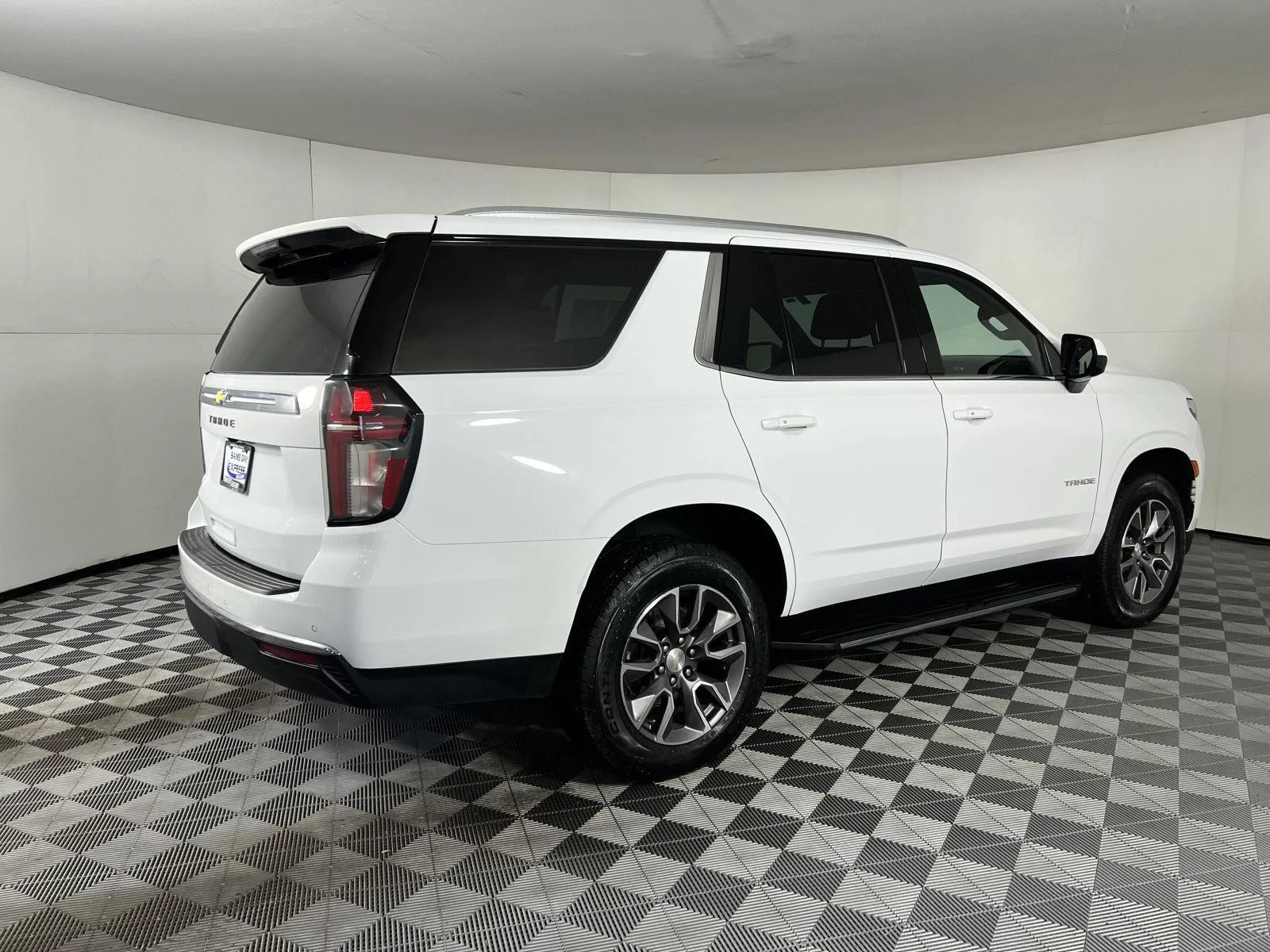 Used 2024 Summit White Chevrolet LS image 47