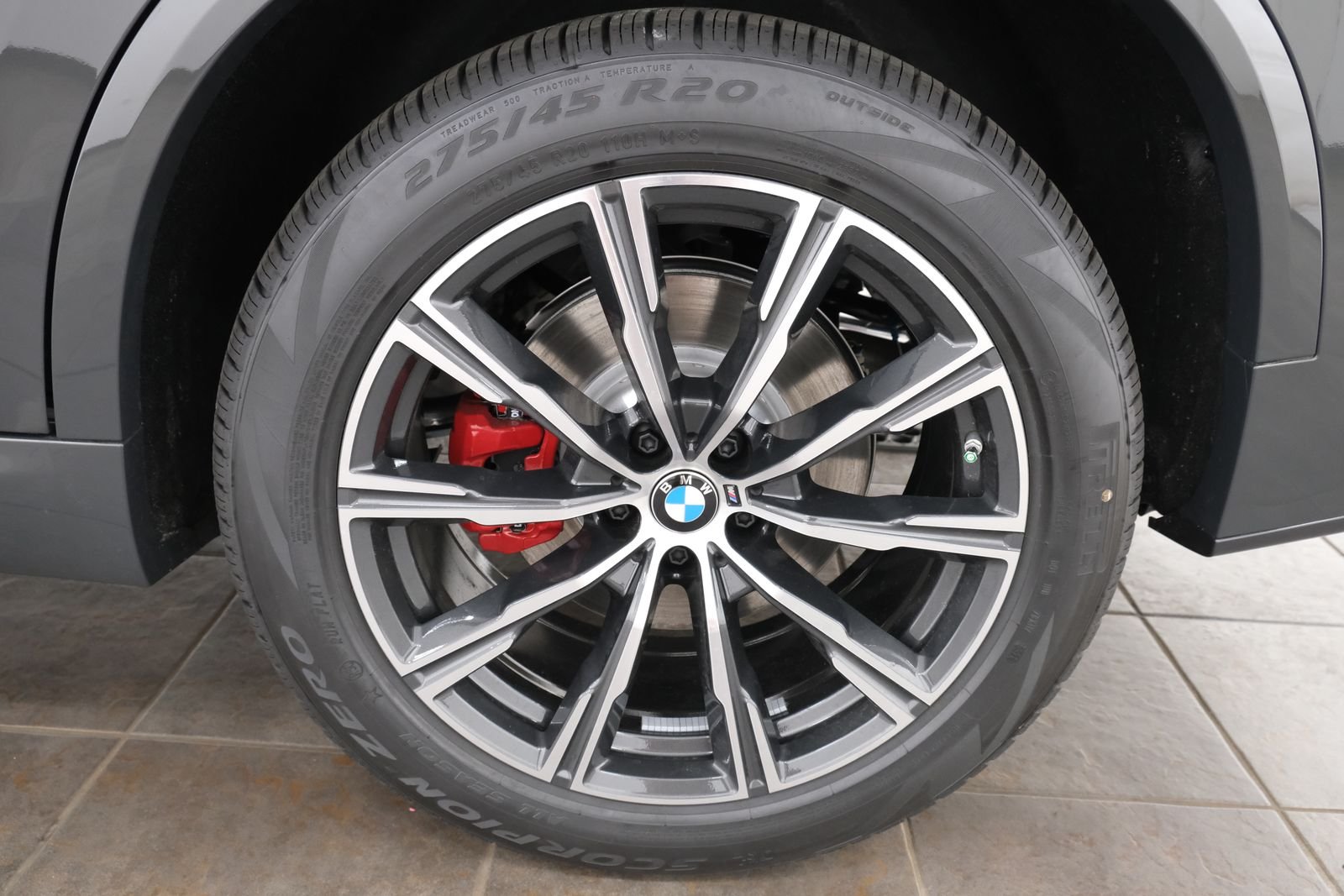 New 2026 Dravit Grey Metallic BMW xDrive40i image 60