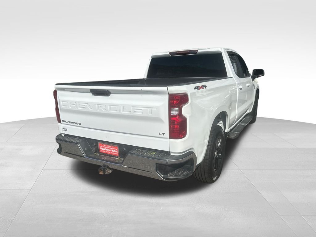 Used 2020 White Chevrolet LT image 23