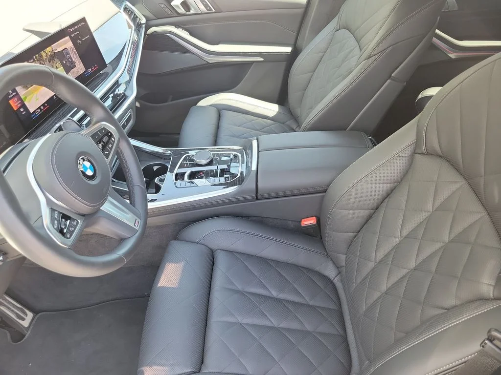 Used 2026 Gray BMW xDrive40i image 25