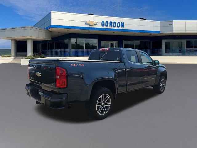 Used 2019 SHADOW GRAY METALLIC Chevrolet 4WD LT image 6