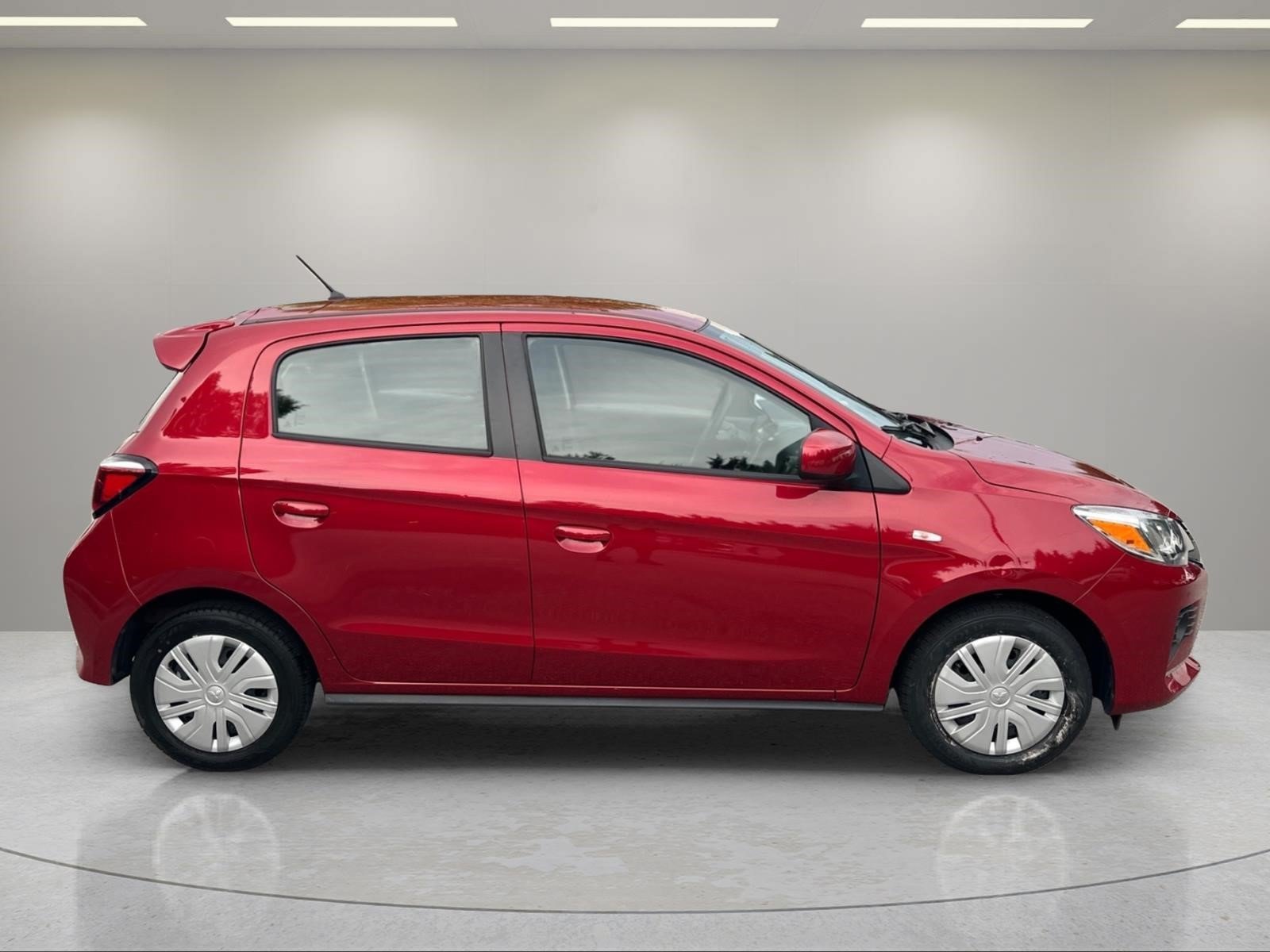 Used 2024 Wine Red Mitsubishi ES image 6