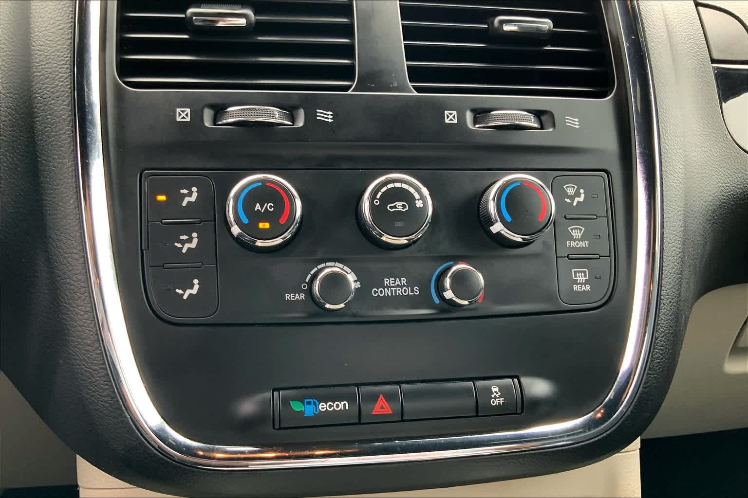 2020 Dodge Grand Caravan SXT - Photo 31