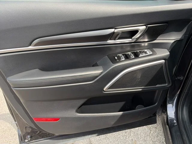 Used 2025 Gray Kia S image 10