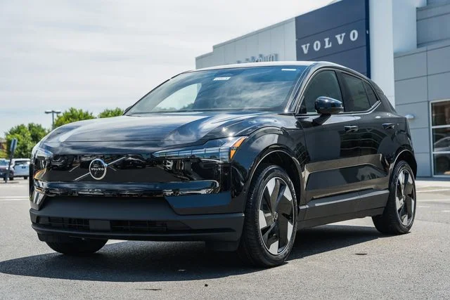 New 2026 Onyx Black Volvo Twin Motor Performance Ultra image 3