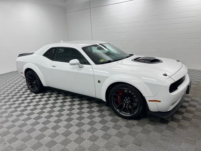 Used 2021 White Knuckle Clearcoat Dodge R/T Scat Pack Widebody image 4