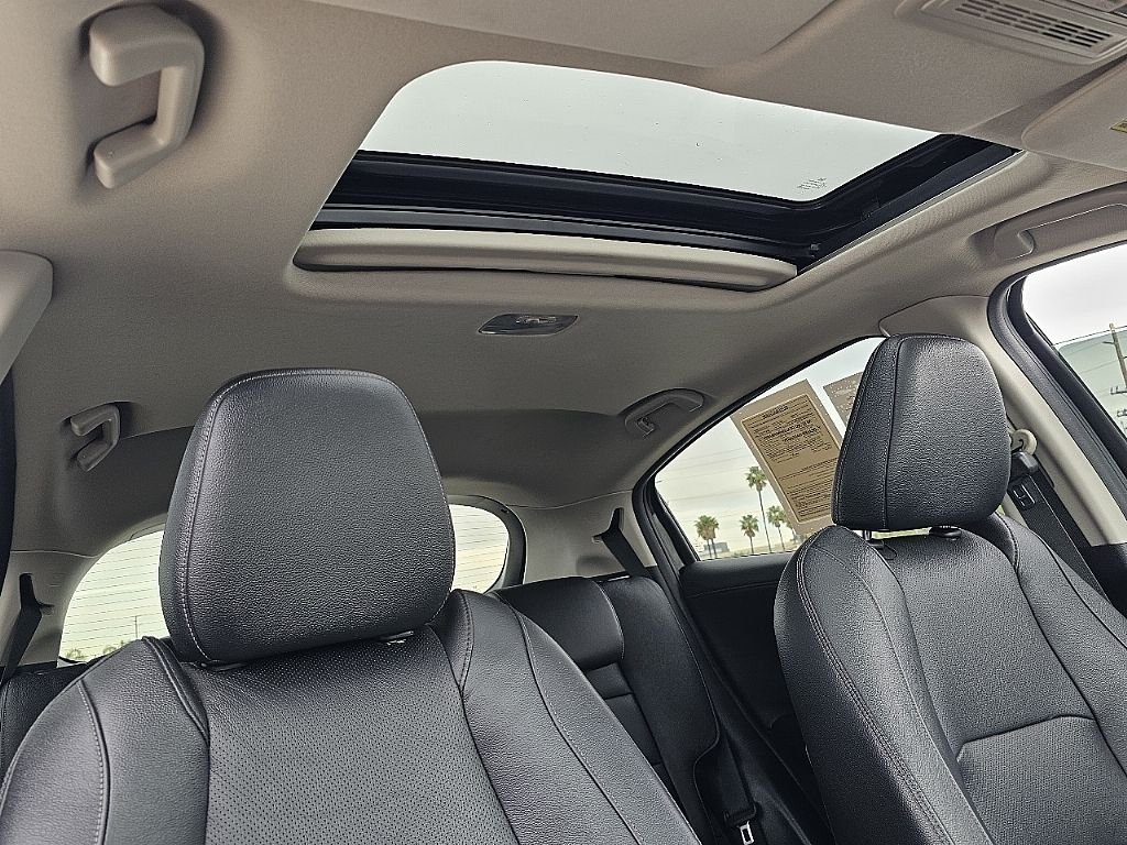 Used 2022  Honda EX-L image 17