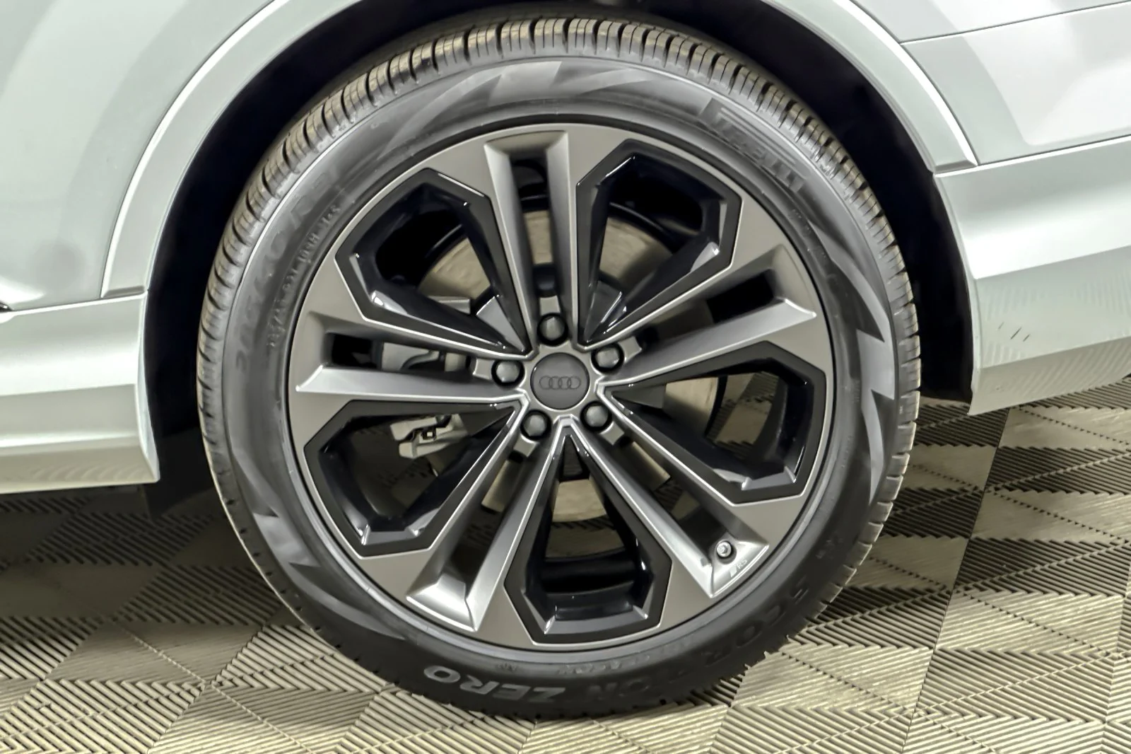 New 2026 Glacier White Metallic Audi Premium Plus 55 quattro *Ltd Avail* image 27
