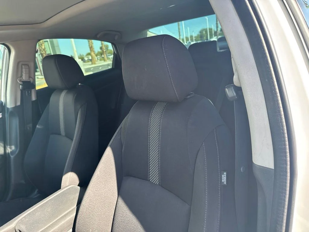 Used 2017 White Honda EX image 16