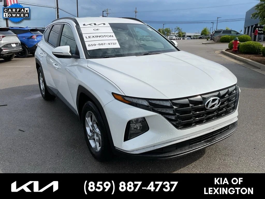 Used 2022 Quartz White Hyundai SEL image 1