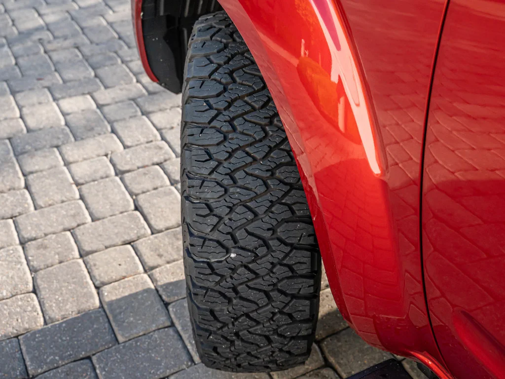 Used 2018 Lava Red Nissan SV image 44